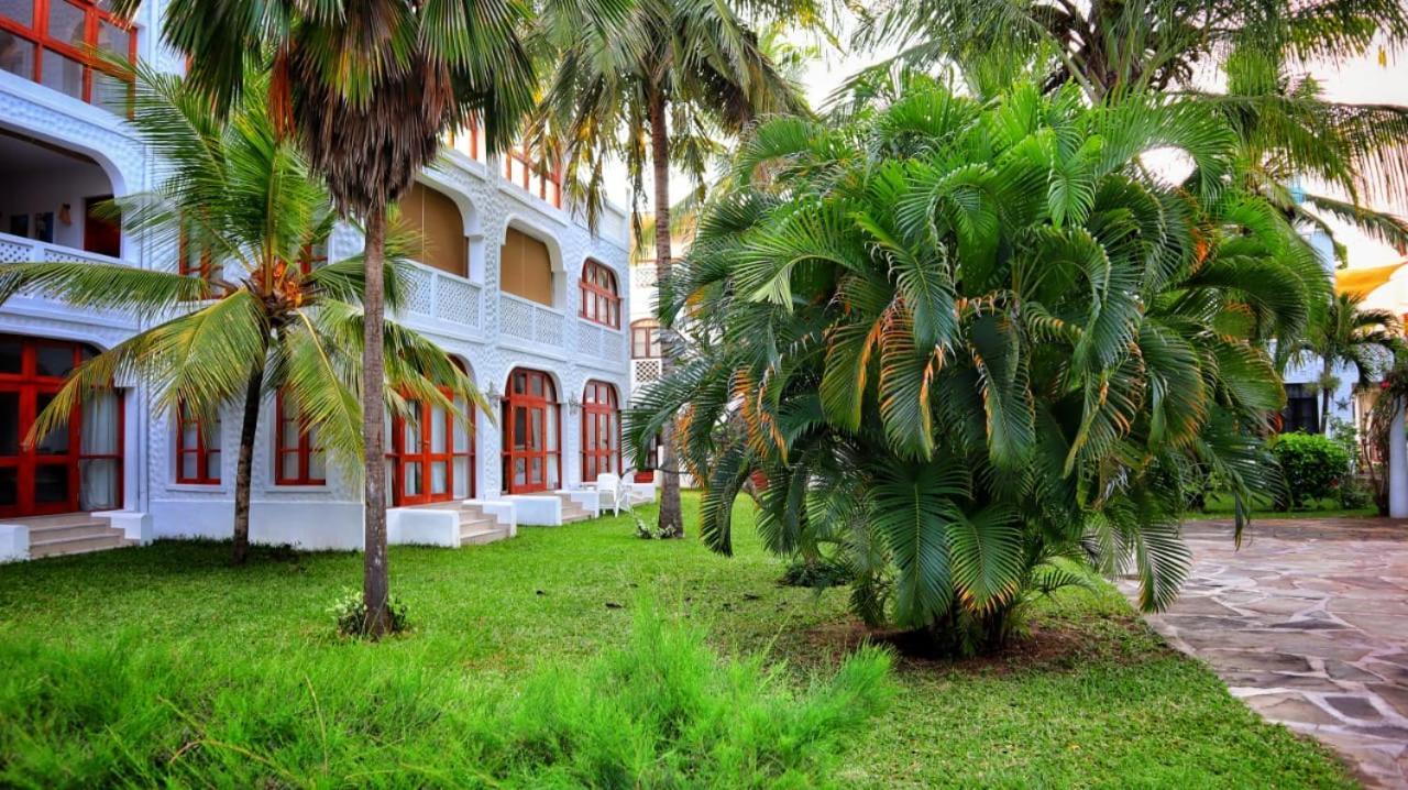 Mbili Kuwili Studio Suites Diani Beach Exterior foto